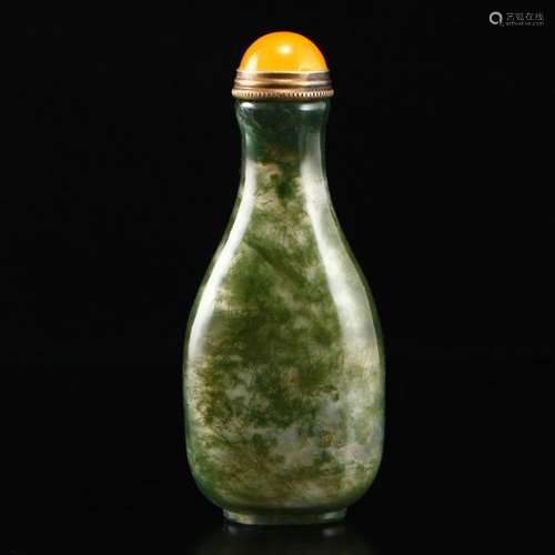 Chinese Natural Shuicao Agate Snuff Bottle