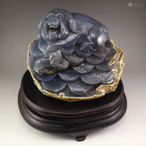 Chinese Natural Agate Fortune Pig Statue