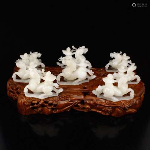 Superb Qing Dy Hetian Jade Figures & Horses Statues