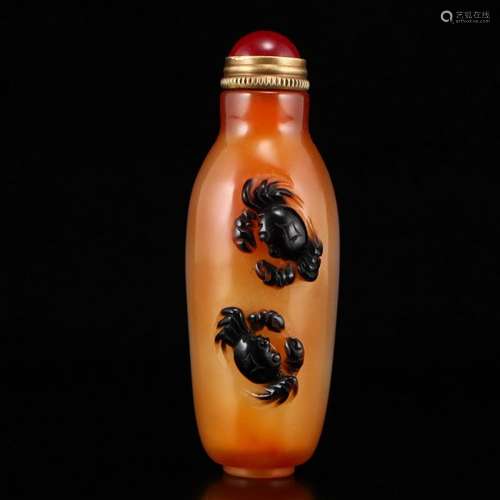 Chinese Natural Agate Snuff Bottle w Crabs