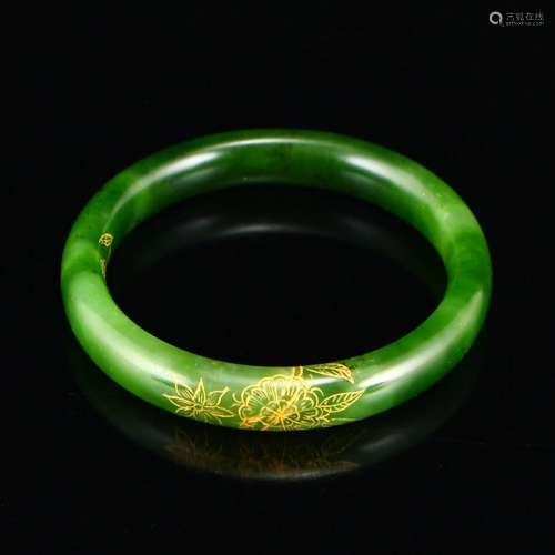 Beautiful Chinese Natural Green Hetian Jade Bracelet