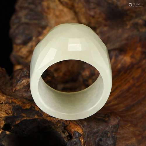 Chinese Natural Hetian Jade Thumb Ring