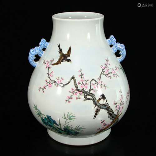 Beautiful Famille Rose Double Ears Porcelain Pot