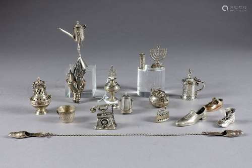 Collection d'Objets miniatures en Argent. Encensoi…