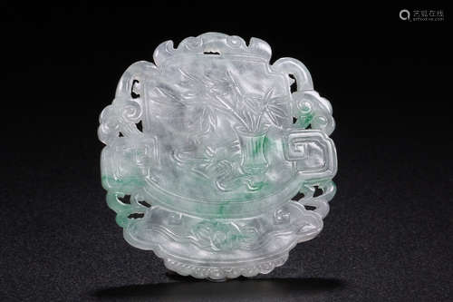 A JADEITE PENDANT