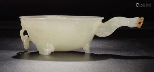 A HETIAN JADE CUP WITH DRAGON SHAPE