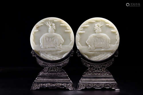 A PAIR OF HETIAN JADE TAIPING ORNAMENTS