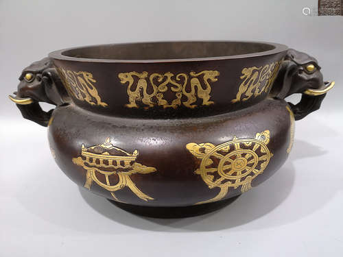 A GILT RED BRONZE& GOLD CENSER WITH ELEPHANT EAR