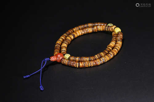 AN OLD KAPALA BUDDHA BEADS