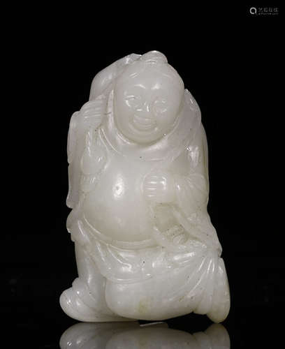 A HETIAN JADE LUOHAN ORNAMENT