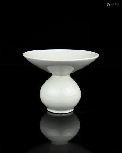 A Chinese White Glazed Porcelain Vase