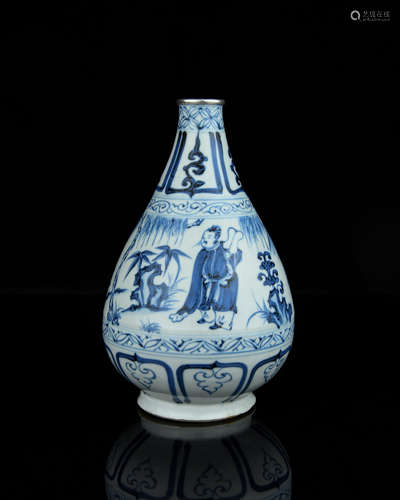 A Chinese Blue and White Porcelain Vase