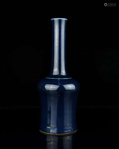 A Chinese Blue Glazed Porcelain Vase