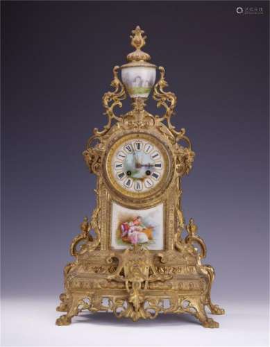 An Exquisite Gilt Bronze  Clock