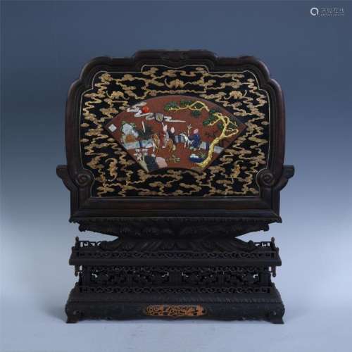 An Exquisite Chinese Table Screen with Gilt Painted