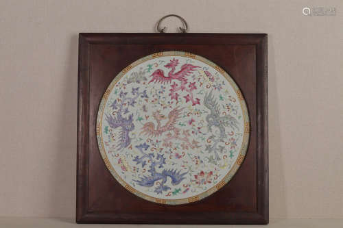 A QIANLONG MARK FAMILLE ROSE PAINTING