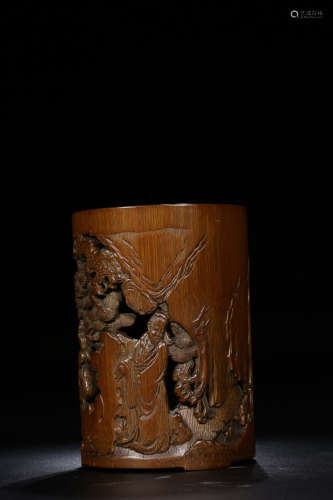 A BAMBOO PEN HOLDER WITH CARVING