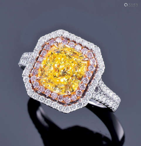 18K白金鑲鑽石黃鑽石,粉紅鑽石戒指 (附GIA證書)