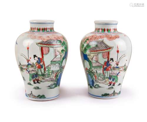 A PAIR OF CHINESE WUCAI BANANA TREE JARS