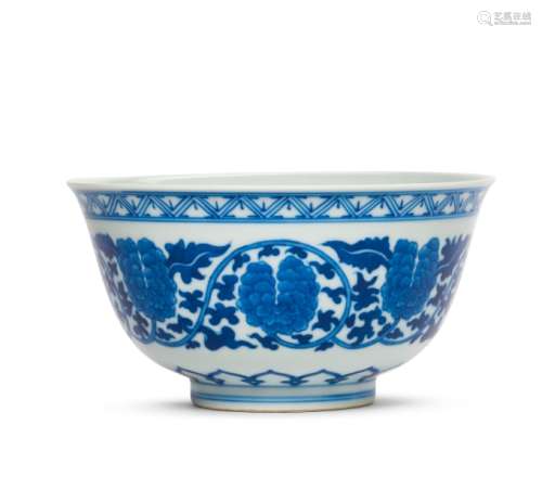 A FINE BLUE AND WHITE ‘FLORAL SCROLL’ DEEP BOWL