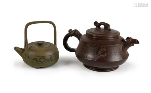 PAIR OF YIXING CLAY TEAPOT 