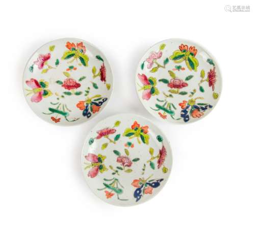 SET OF THREE PORCELAIN BUTTERFLY DISHES