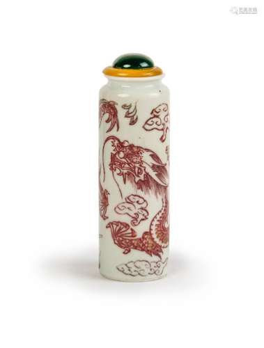 UNDERGLAZE RED DRAGON SNUFF BOTTLE,LATE QING