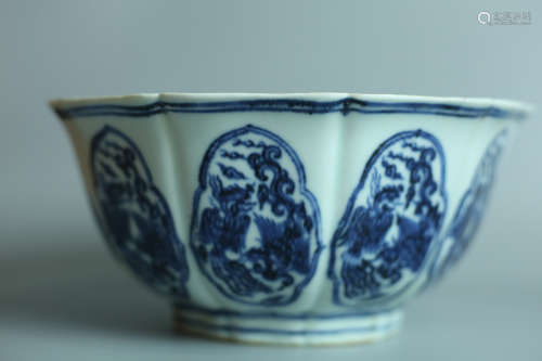A BLUE AND WHITE PORCELAIN BOWL WITH PHOENIX ATTERNS