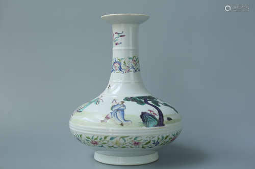 A STORY-TELLING FAMILLE ROSE VASE