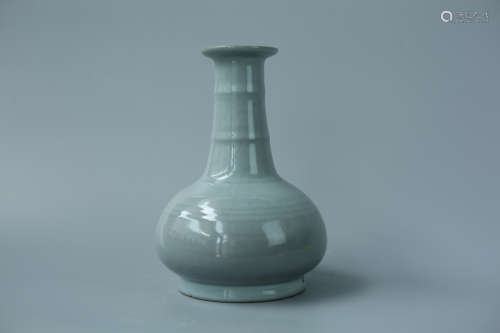 A GE KILN VASE