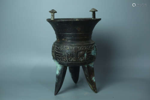 A BRONZE JUE VESSEL WITH WARRING STATES PERIOD MARKING