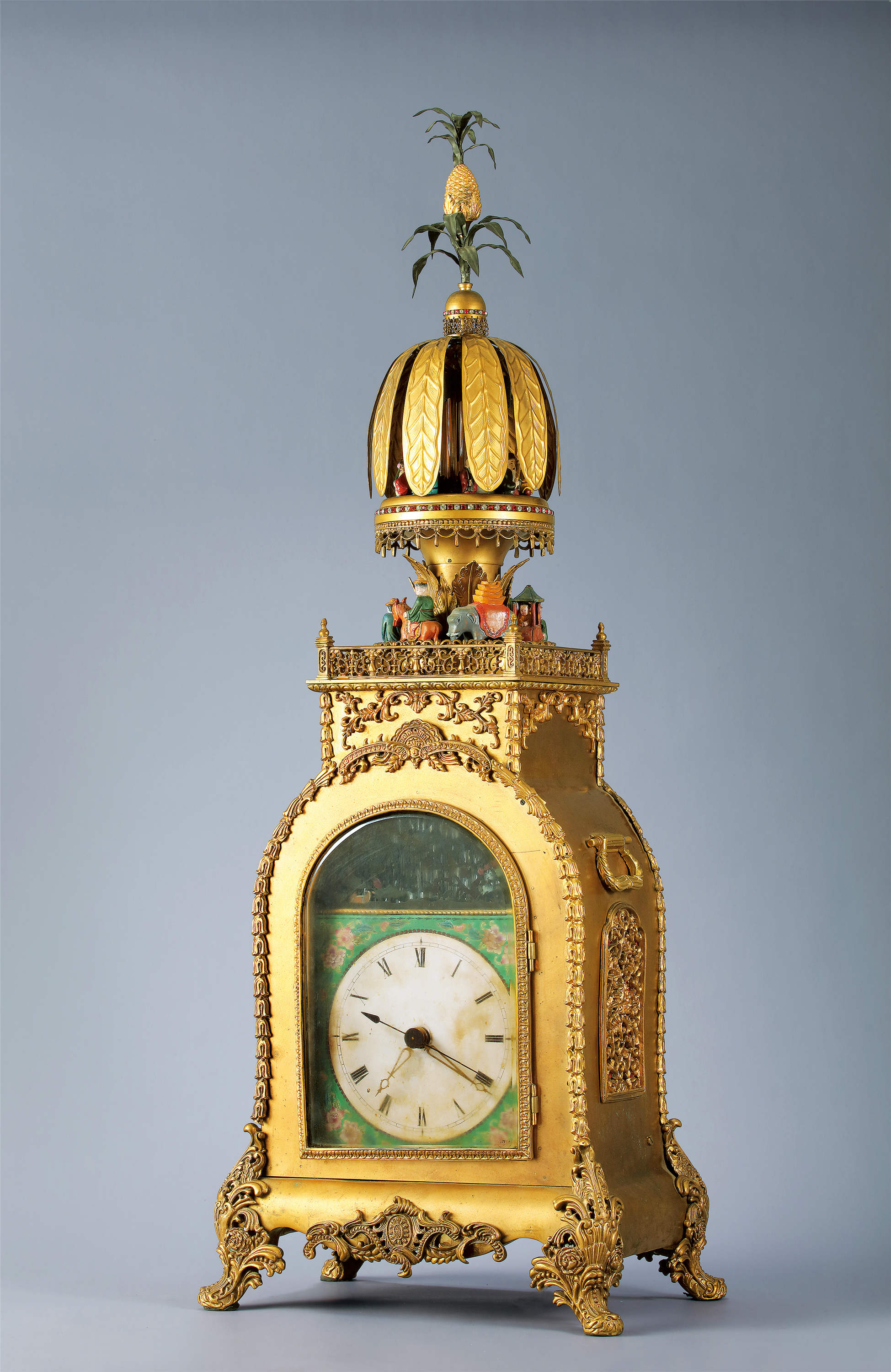 尺寸高86cm拍品描述近代机械钟表最早出现于14世纪,1656年荷兰发明了