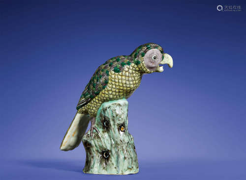 十九世纪 素三彩瓷塑鹦鹉