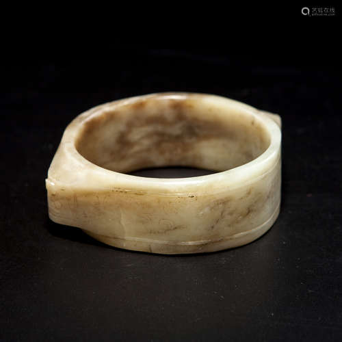 A Chinese Carved Jade Ring Pendant