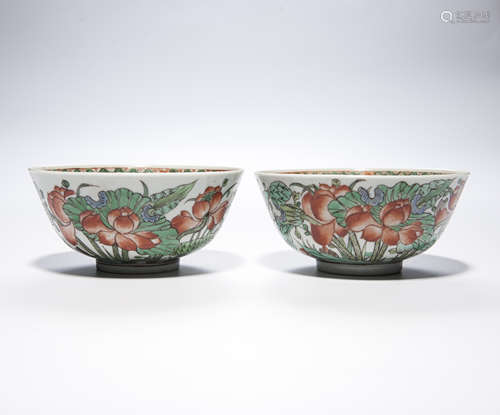 A Pair of Chinese Enamel Porcelain Bowls