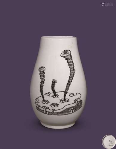 苍鑫（b.1967）  2012年 釉上彩瓷瓶