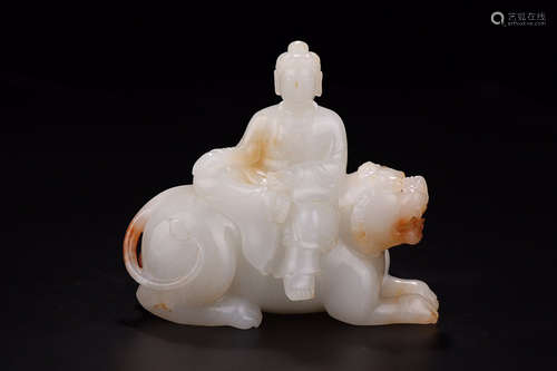 A HETIAN JADE PUSA SHAPED ORNAMENT