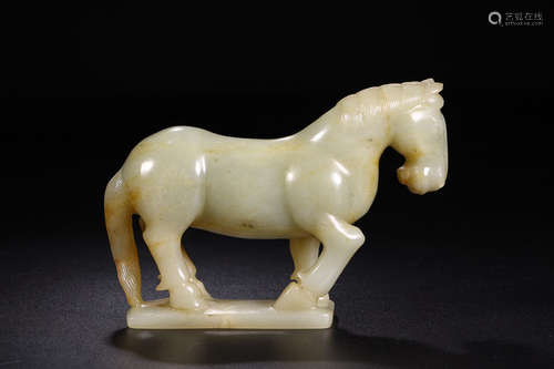 A HETIAN JADE ORNAMENT OF HORSE SHAPED