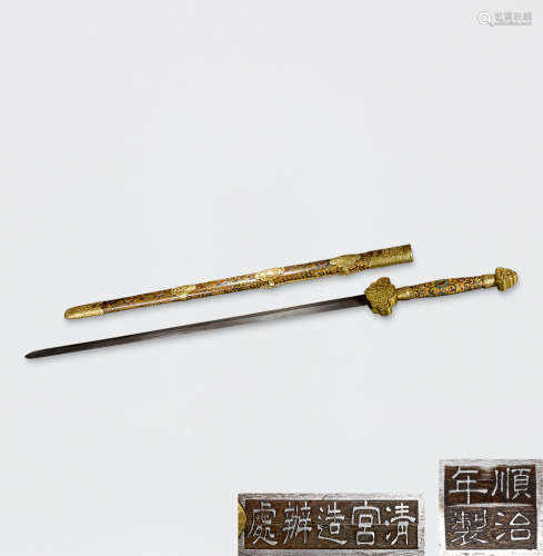 清早期 铜胎珐琅宝剑 （一把）