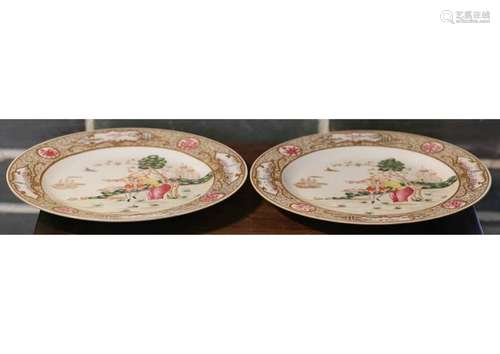 A PAIR OF CHINESE FAMILE ROSE PLATE, LATE QING DYNASTY