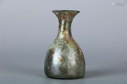 A CHINESE GLASS BOTTLE, TANG DYNASTY