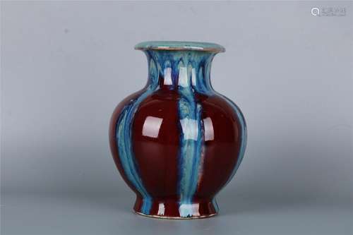 A FINE CHINESE FLAMBE GLAZED VASE WITH MARK AND PERIOD