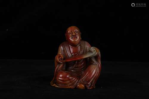 A CHINESE SOAPSTONE FIGURE STATUE, QING DYNASTY