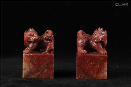 A PAIR OF CHINESE SOAPSTONE SEALS, QIANLONG PERIOD,