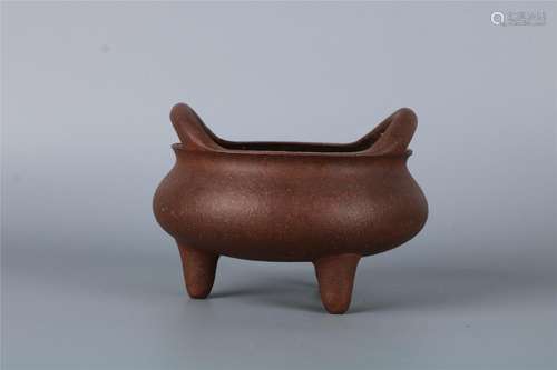 A CHINESE YIXING TRIPOD CENSER, QING DYNASTY