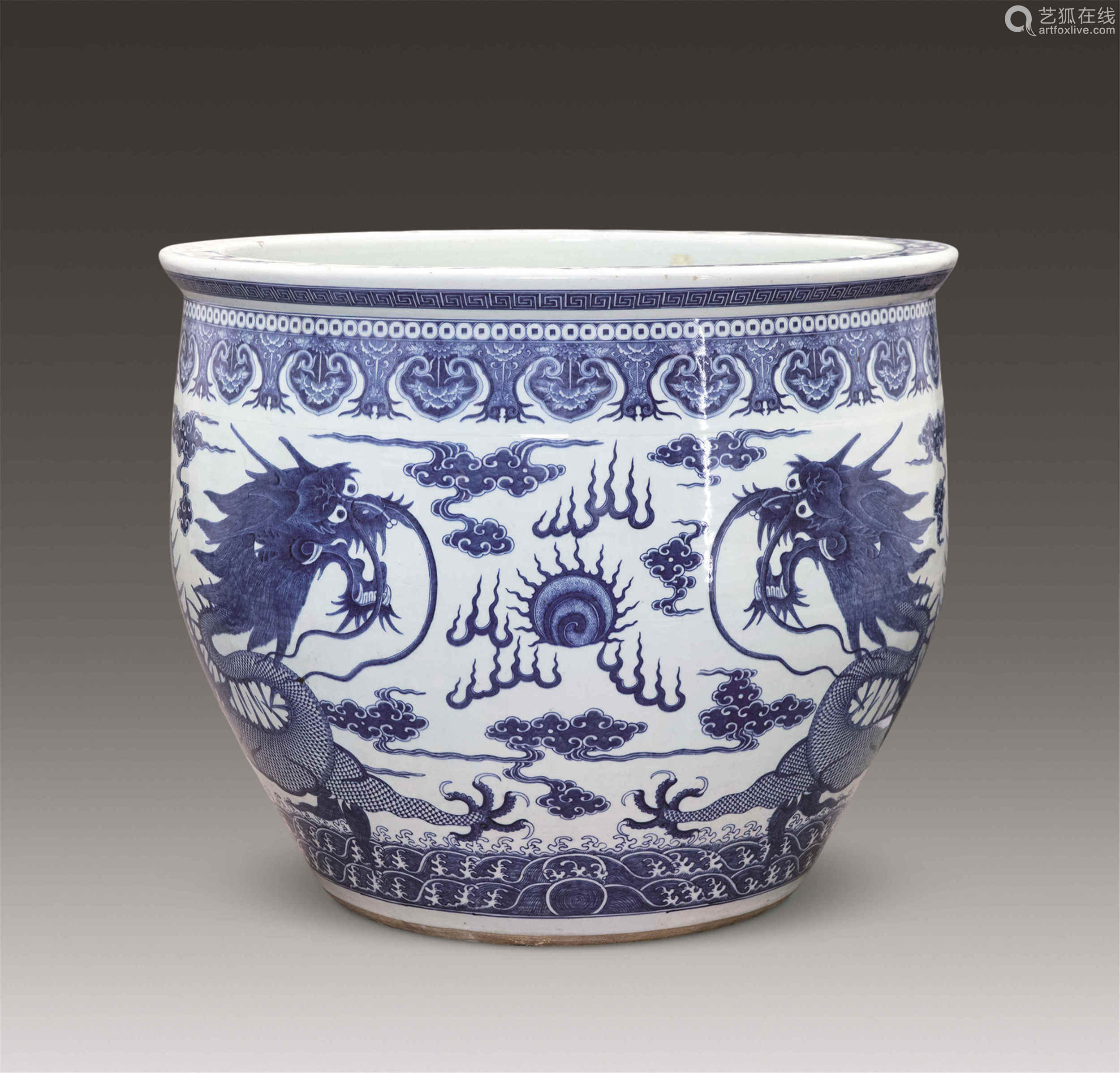 清道光青花龙纹大缸