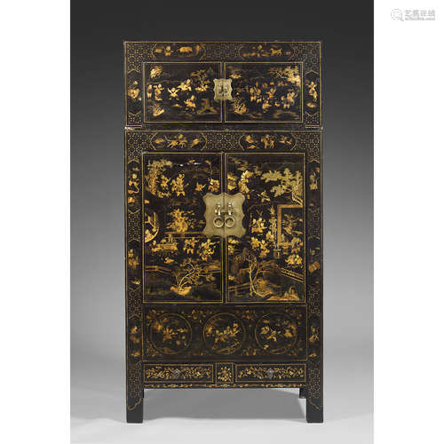 GRANDE ARMOIRE DE FORME DROITE