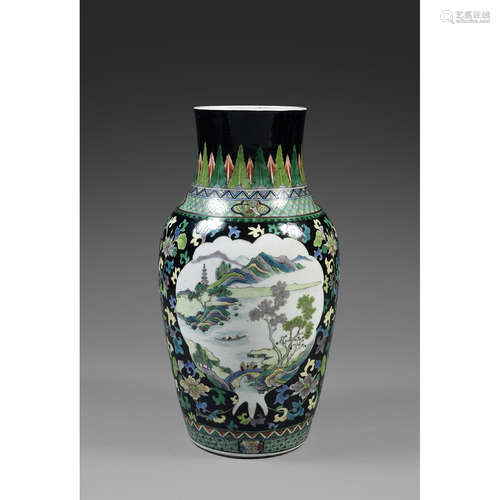 VASE GUANYIN