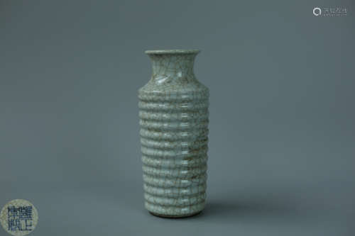 A GE YAO GLAZED ZUN VASE