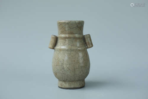 A GE YAO PIERECED-EAR VASE